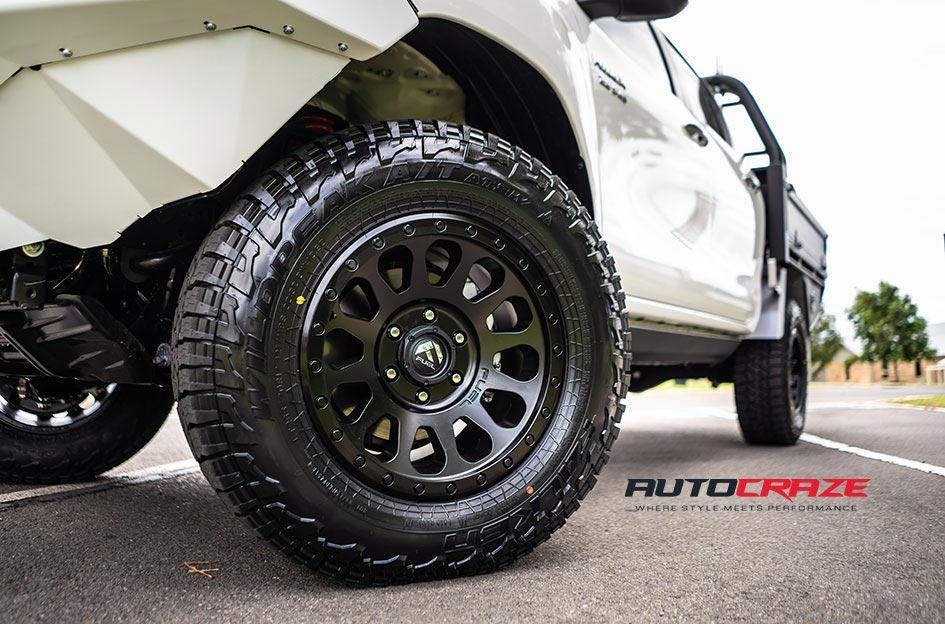 TOYOTA HILUX N80 4WD VECTOR MATTE BLACK